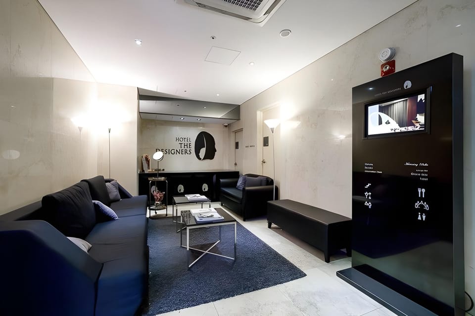 Hotel The Designers Hongdae Hotel in Seoul