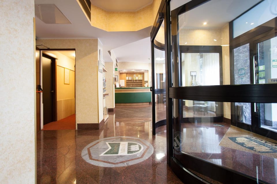 Residence Desenzano Apartment hotel in Milan