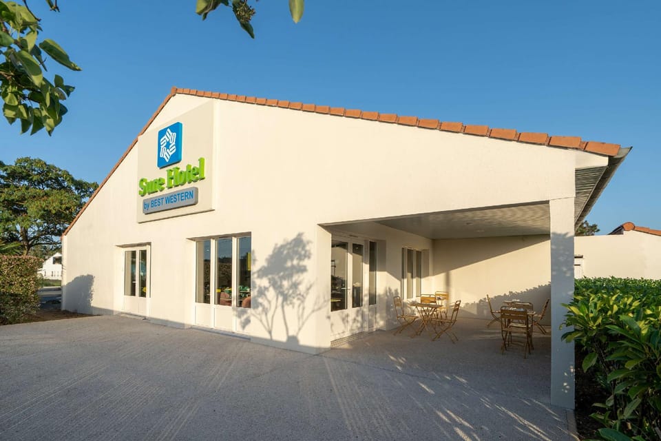 Sure Hotel by Best Western Rochefort-sur-Mer Hotel in Nouvelle-Aquitaine