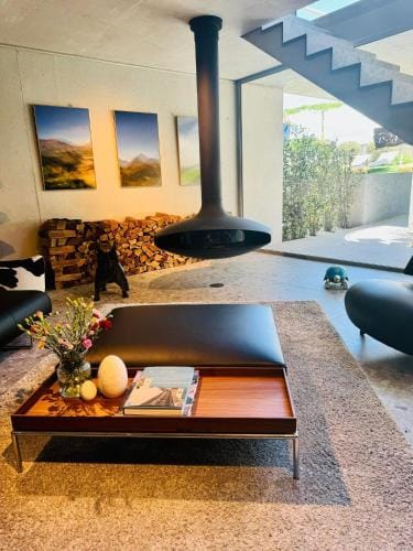 Le Pavillon M, Piscine et Spa au pied du chateau, Petit-Dejeuner inclus, Parking prive Hotel in Grignan