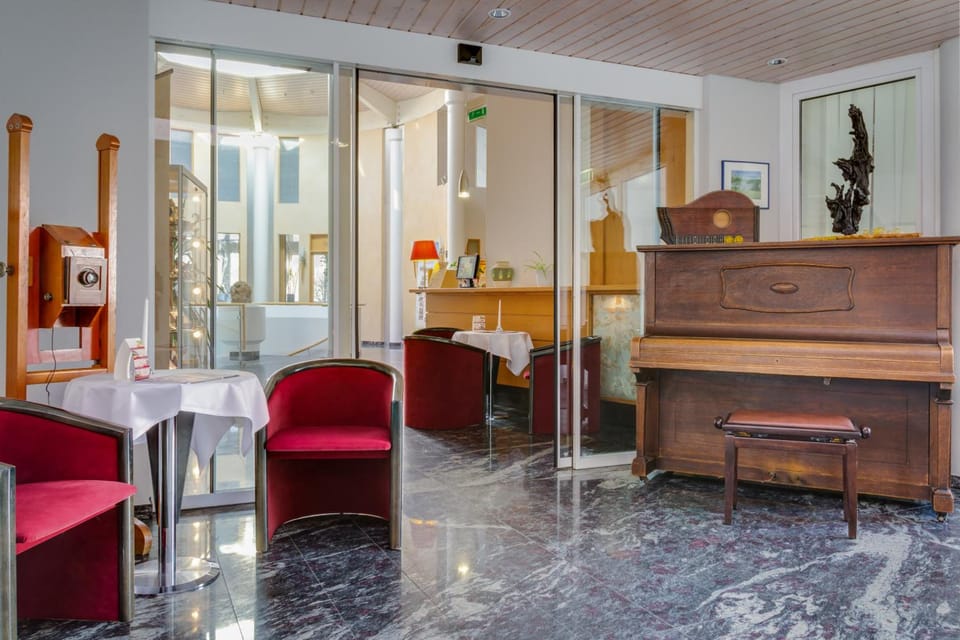 Seehotel Luisenhof Hotel in Brandenburg