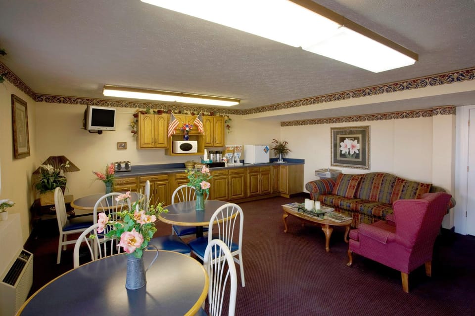 Americas Best Value Inn Litchfield Motel in Illinois