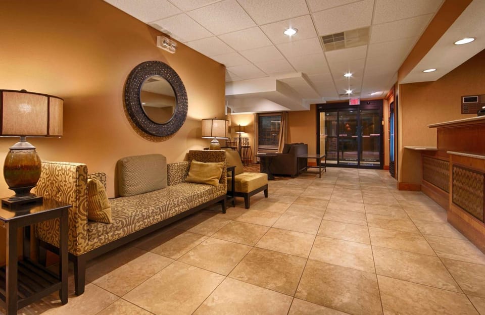 Best Western Plus Mishawaka Inn Hotel in Granger