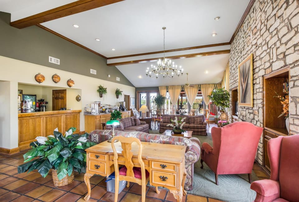 Americas Best Value Inn Columbus, TX Hotel in Texas