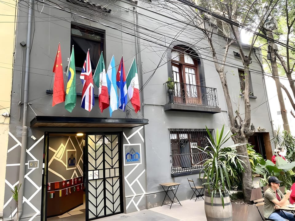 Roomies Hostel Parque México Hostel in Mexico City