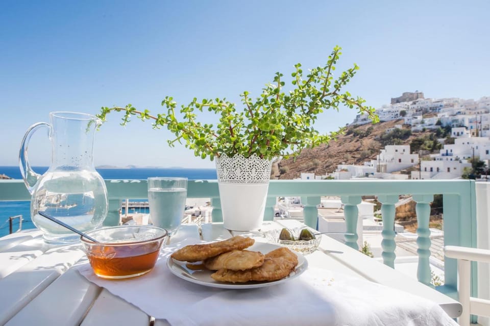 Aphrodite Studios Apartment hotel in Decentralized Administration of the Aegean