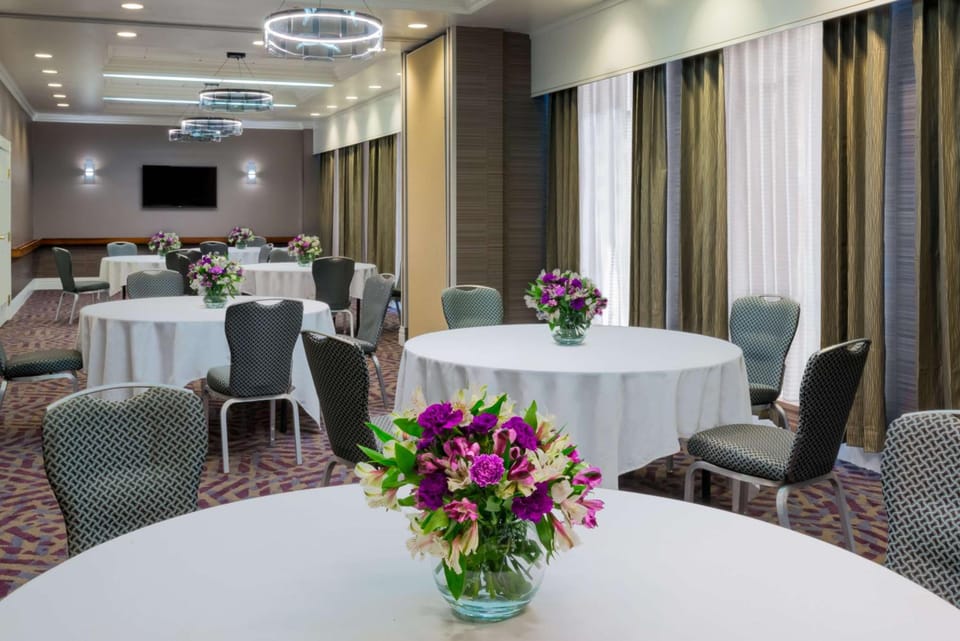 Hampton Inn & Suites Buffalo Downtown Hotel in Buffalo