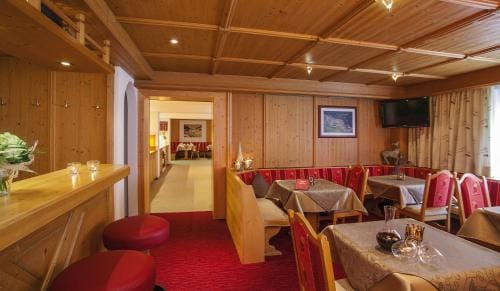 Hotel Garni Chasa Sulai Hotel in Ischgl