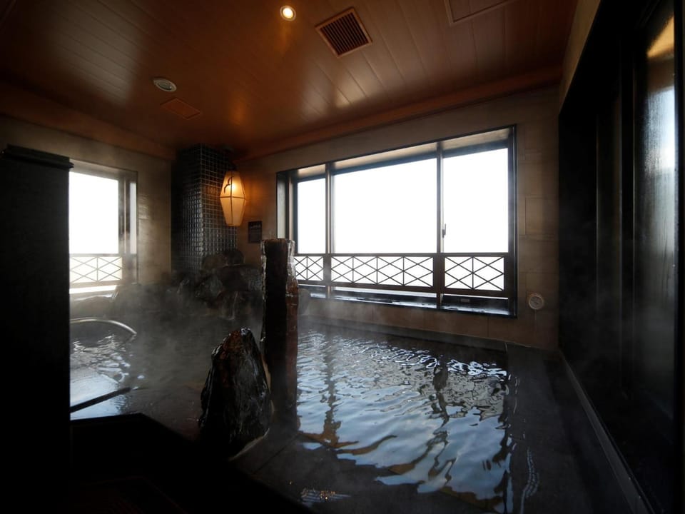 Hot spring bath