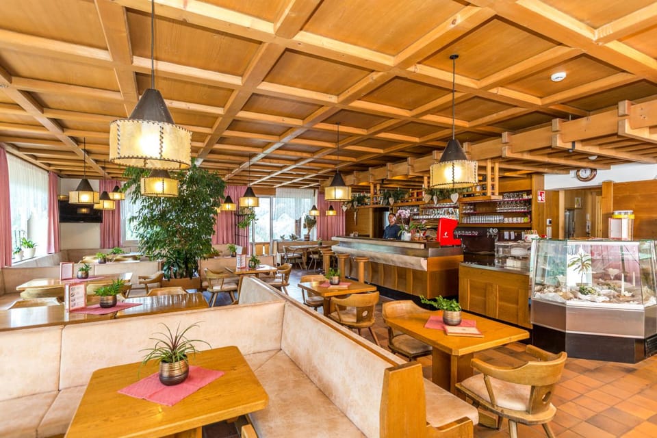 Bar/lounge