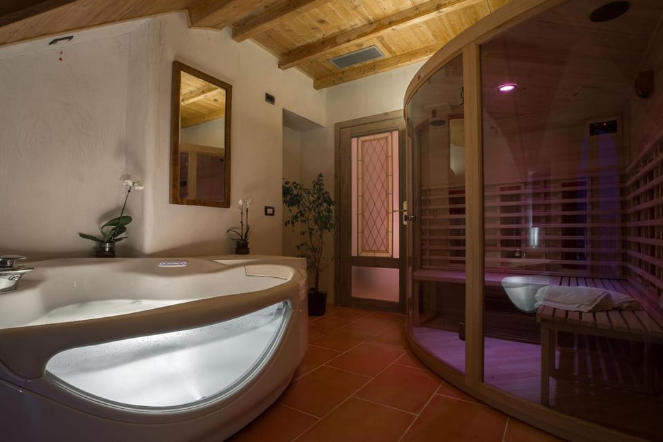 Hot tub