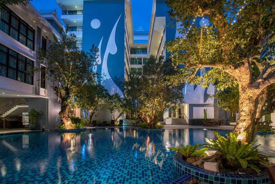 Swimming pool