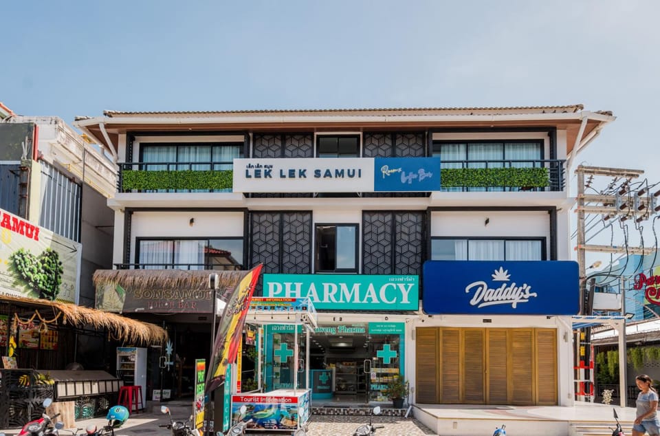 Lek Lek Samui RoomXCoffee Bar Hotel in Ko Samui