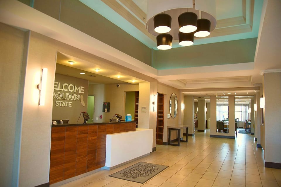 Hampton Inn & Suites by Hilton Cathedral City Palm Springs Hotel in Cathedral City