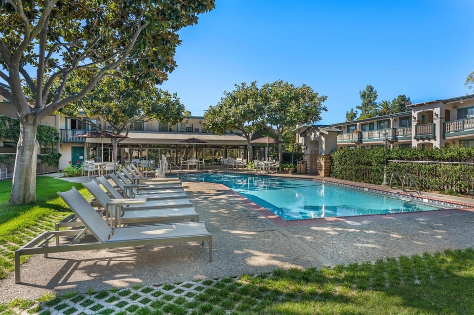 Best Western Plus Santa Barbara Hotel in Santa Barbara