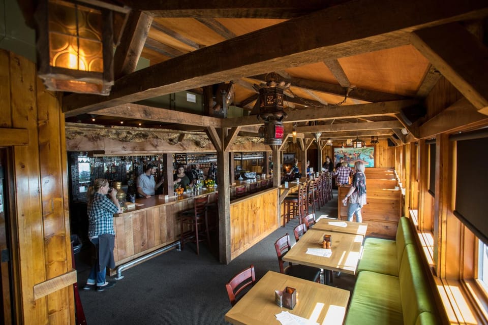 McMenamins Kalama Harbor Lodge Hotel in Washington