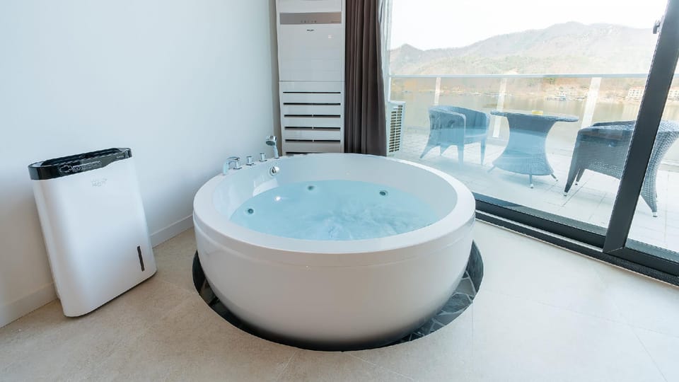 W Jiwoo Resort Resort in Gyeonggi-do