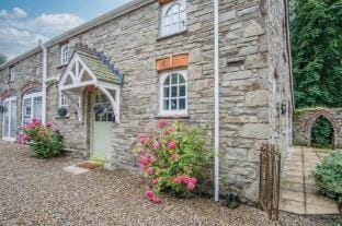 The Stables - 2 Bedroom Cottage - Princes Gate Hotel in Amroth
