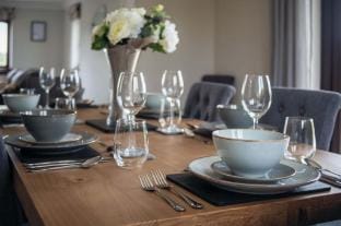 Springfield Lodge - 3 Bedroom Home - Princes Gate Hotel in Amroth