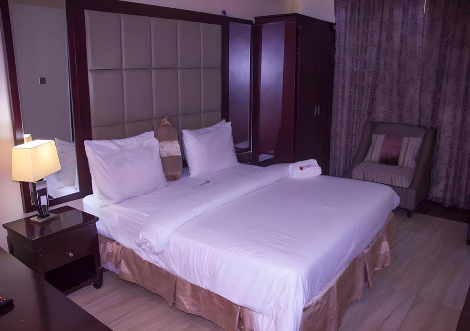 Suite room