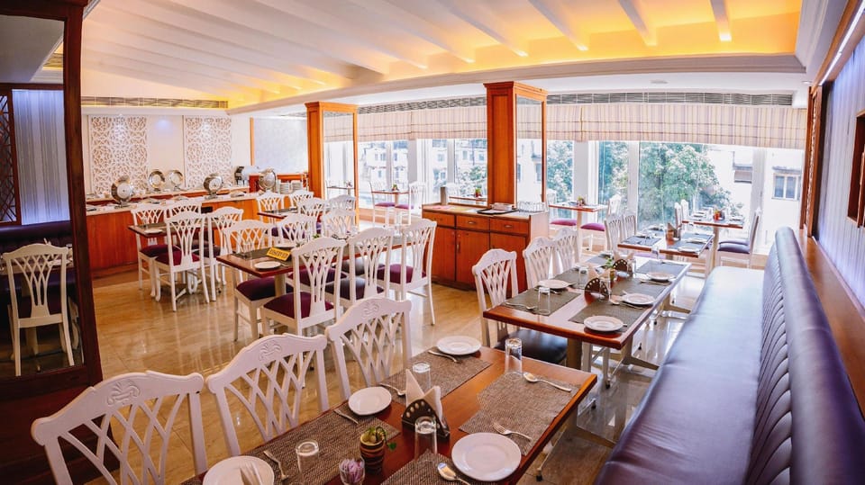 Hotel Abad Plaza Hotel in Kochi