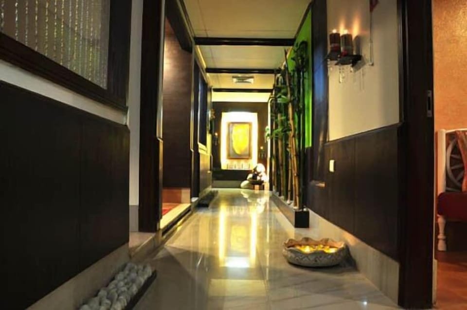 Hotel Madhuban Dehradun Hotel in Dehradun