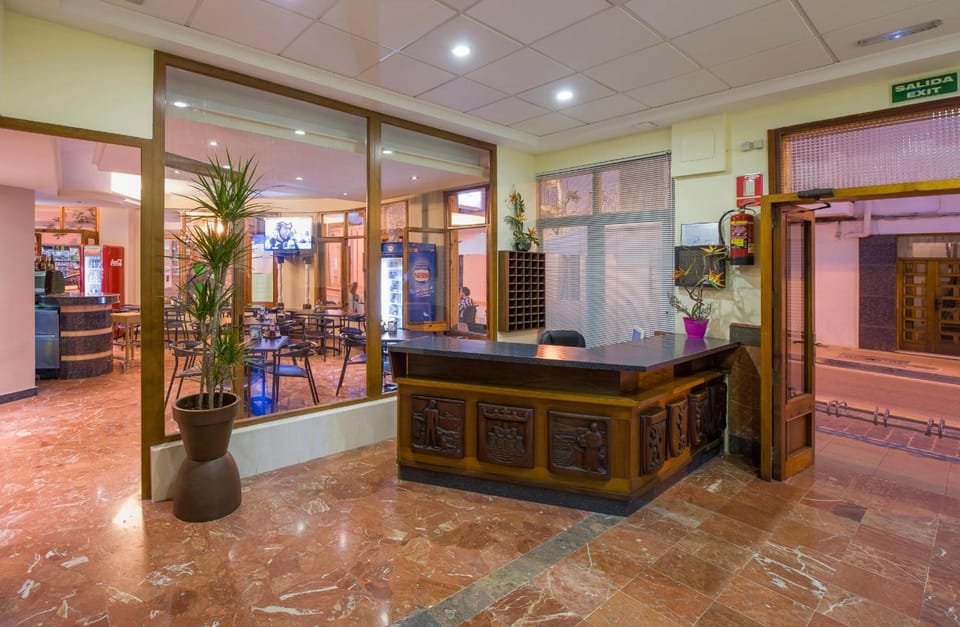 Hostal Alicante Hotel in Sant Antoni Portmany