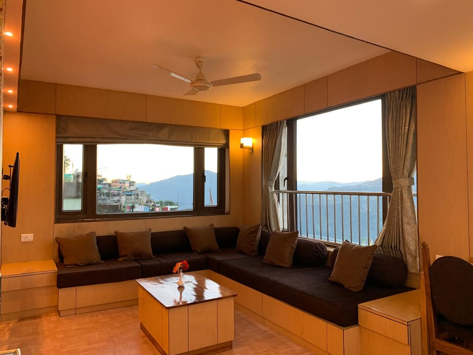 Suite room