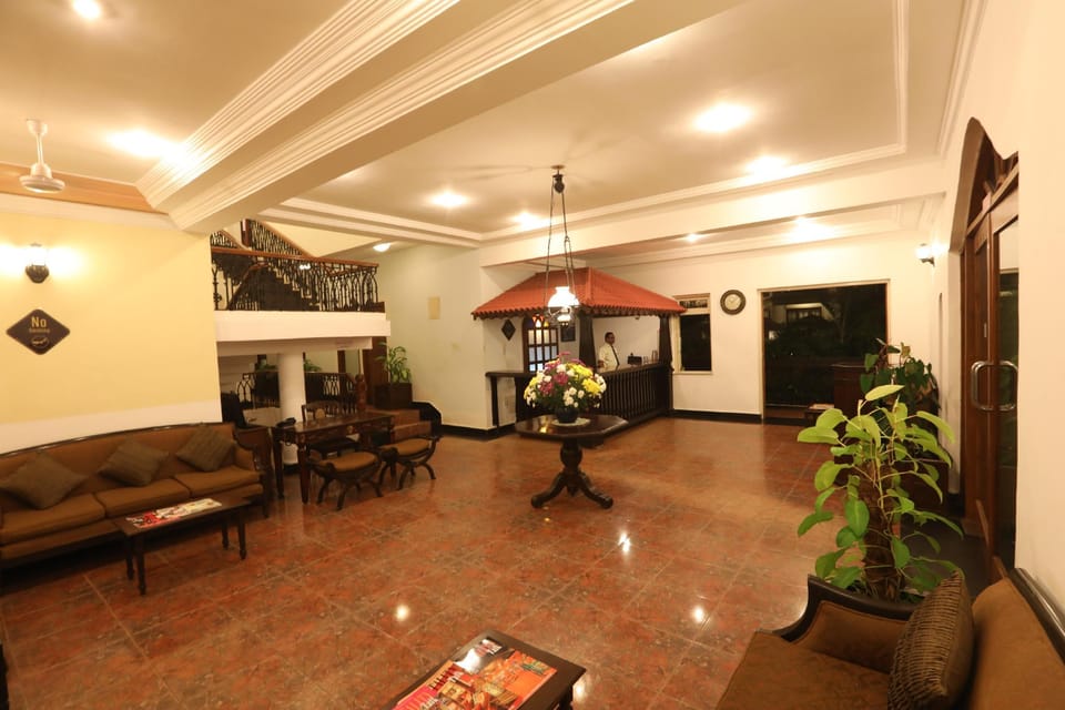 Sonesta Inns Beach Resort Hotel in Calangute