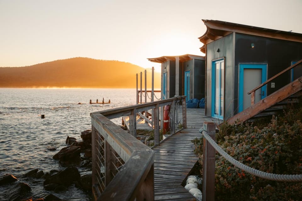 Picnic Island Resort in Freycinet