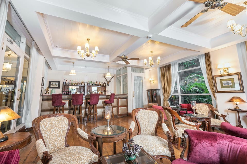 Bar/lounge