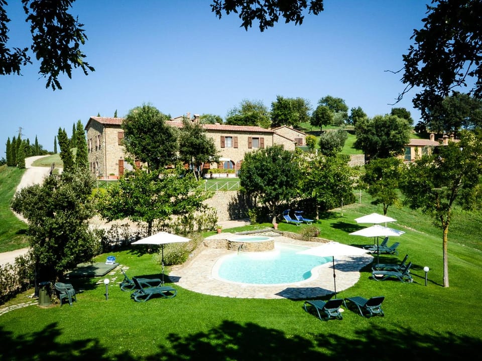Agriturismo Podere l'Aione Hotel in Tuscany