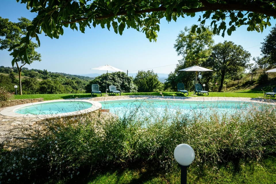 Agriturismo Podere l'Aione Hotel in Tuscany