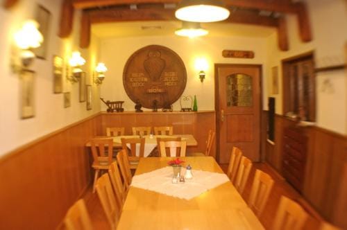 Gasthof zum Kauzen Inn in Hesse