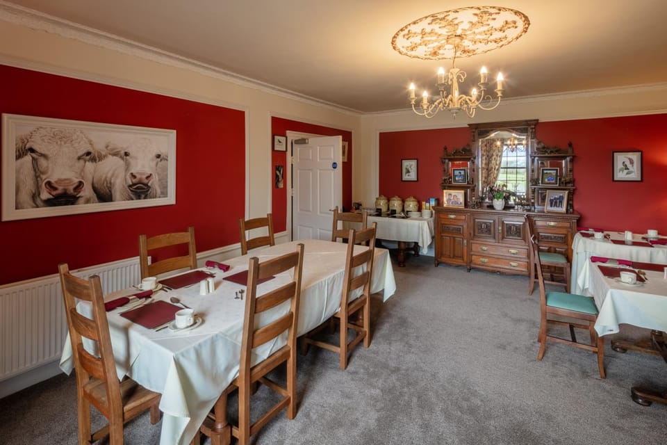 East Hook Farmhouse Hotel in Wales