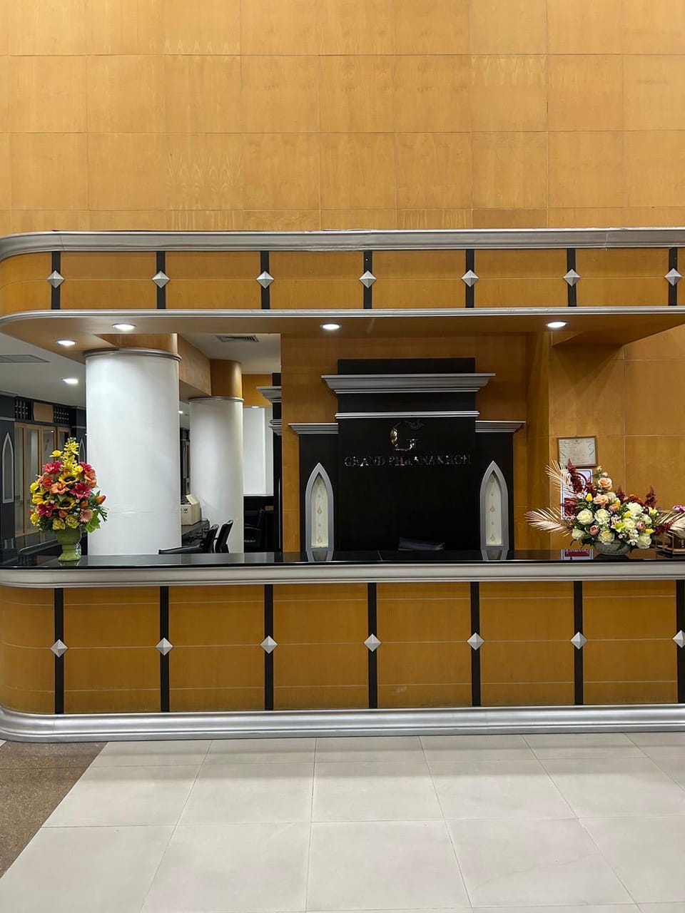 Grand Phranakhon Hotel Hotel in Laos