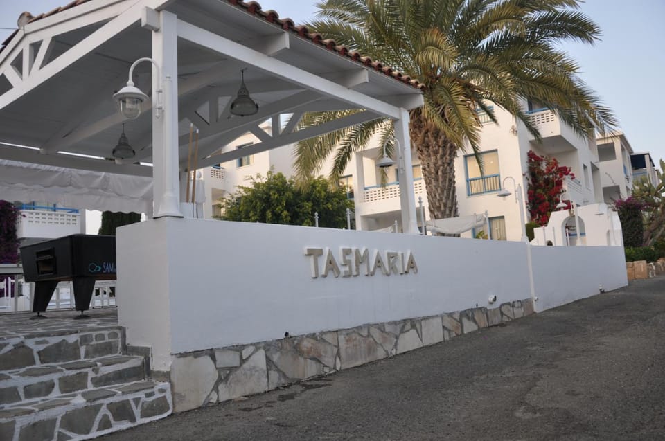 Tasmaria Aparthotel Apartment hotel in Paphos