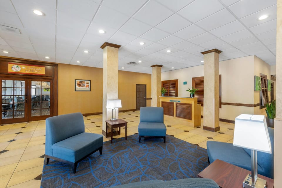 Clarion Hotel Anaheim Resort Hotel in Garden Grove
