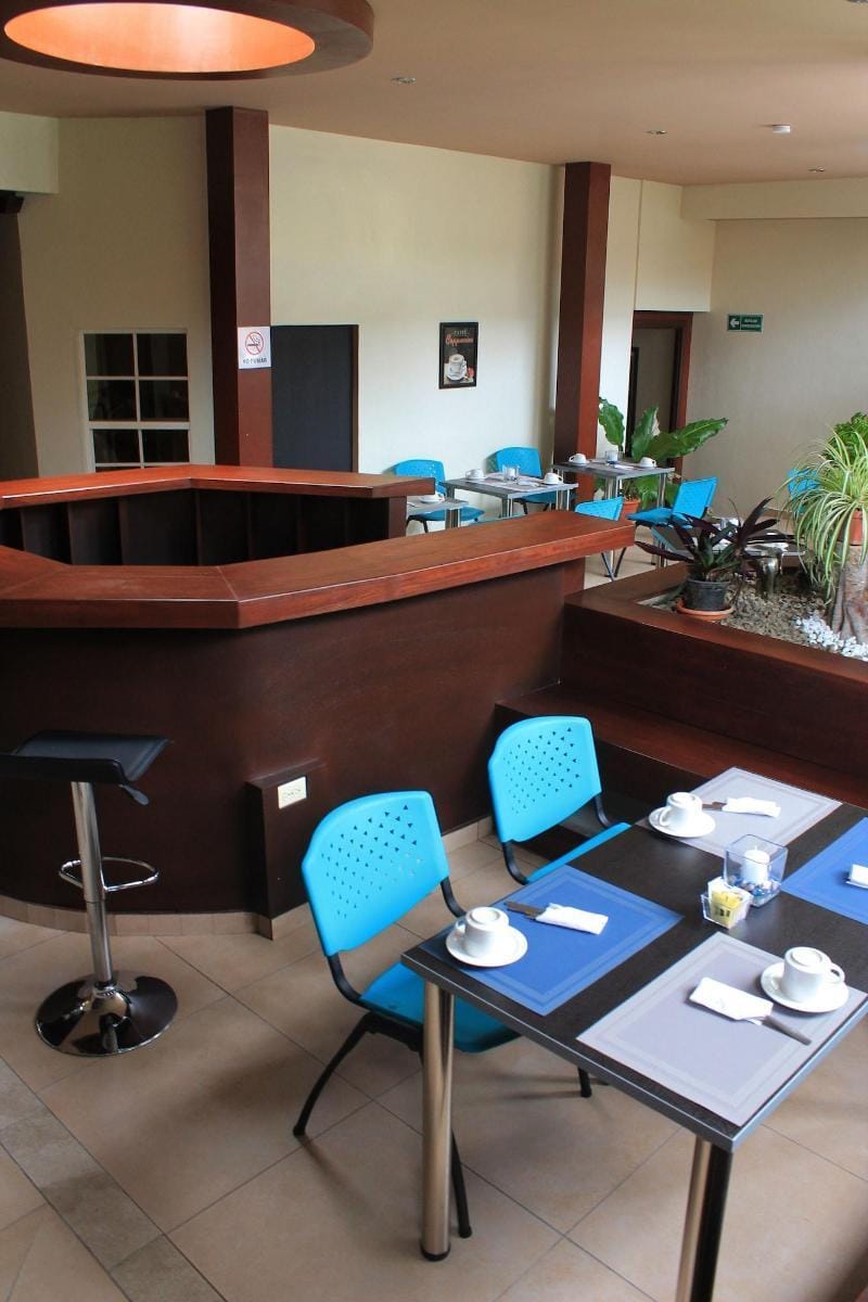 All Days Inn and Out Hotel in San Salvador