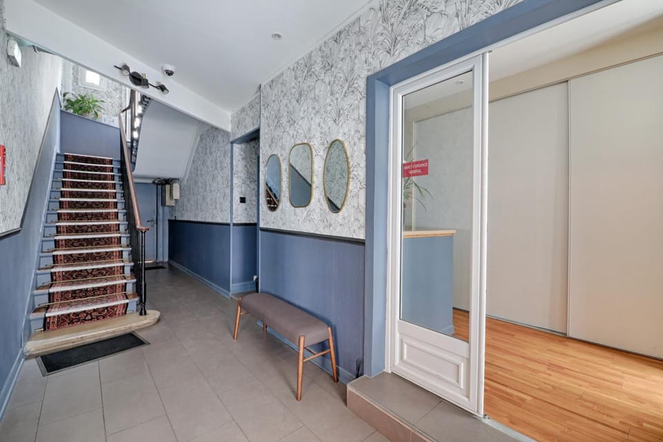 Le Florus Hotel in Montrouge