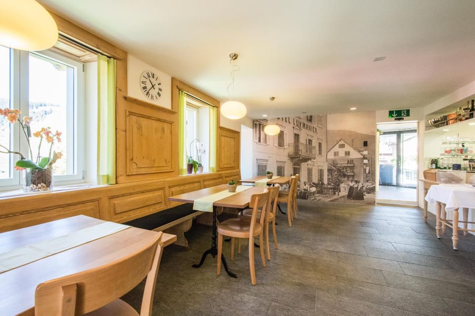 Hotel Vallatscha Hotel in Canton of Grisons