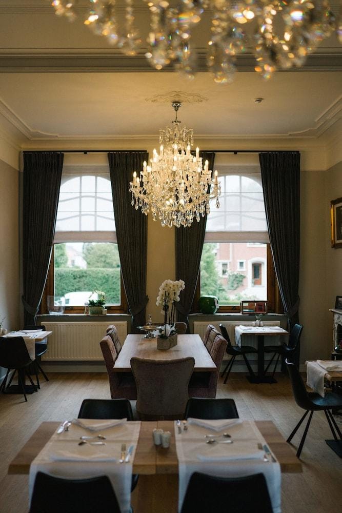 Villa Copis Hotel in Flanders