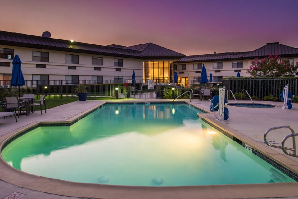 Holiday Inn Express Walnut Creek By IHG Hotel in Walnut Creek