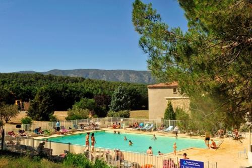 Residence Goelia Le Domaine du Moulin Blanc Hotel in Goult