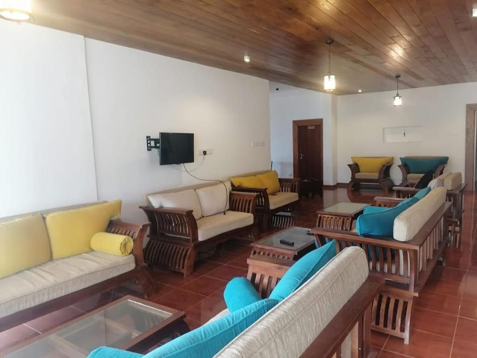 Grand Sun Inn Hotel in Central Province