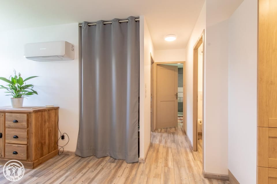 Gite Annecy 201 - Au Royaume des Castors - Appt 201 Hotel in Doussard