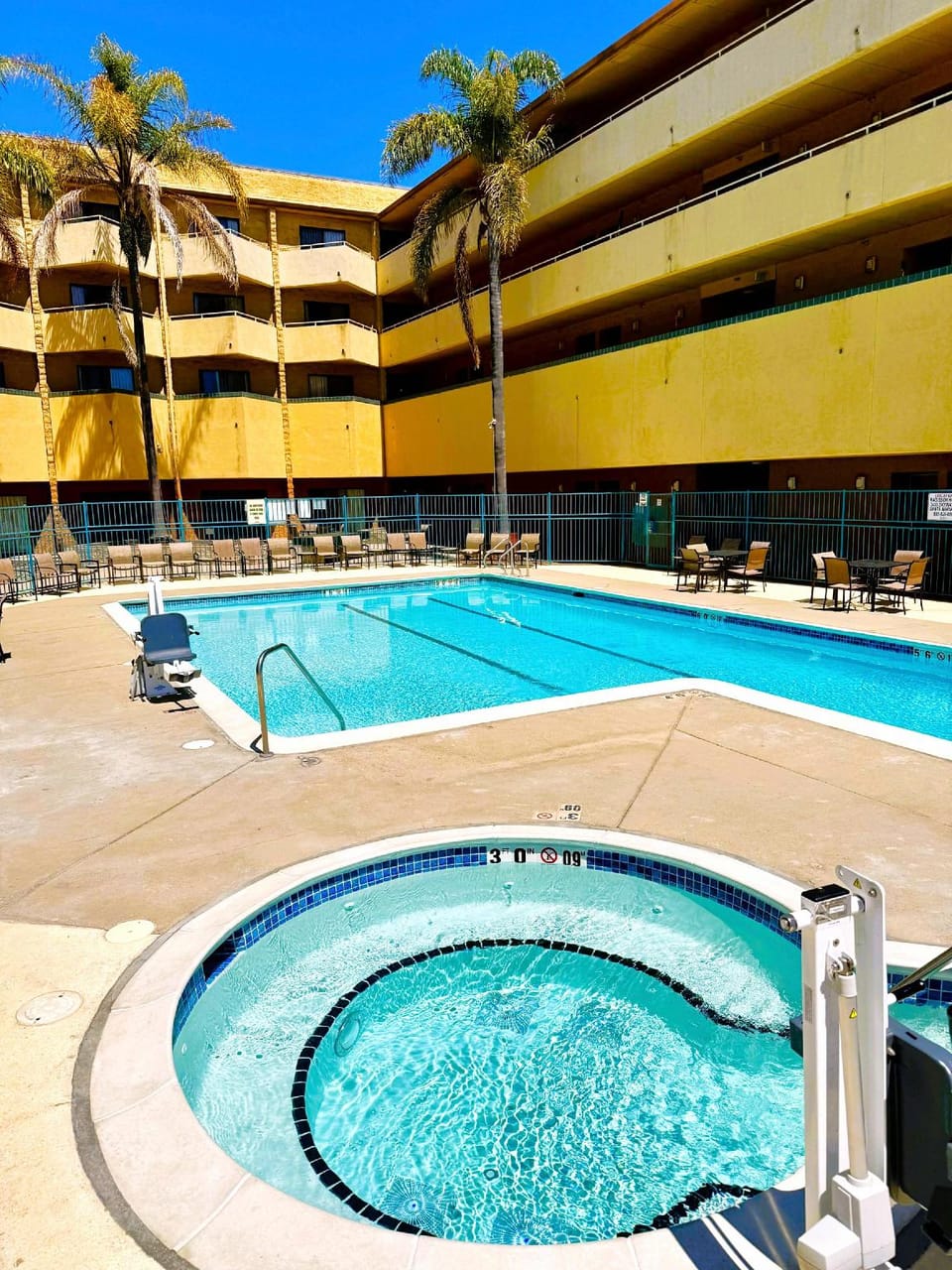 Swimming pool