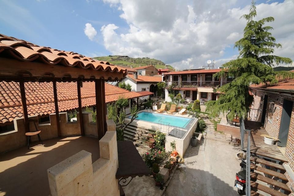 Akropolis Guest House Hotel in İzmir Province