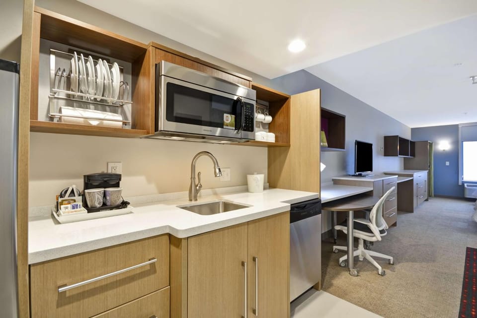 Home2 Suites by Hilton Columbus Airport East Broad Hotel in Reynoldsburg