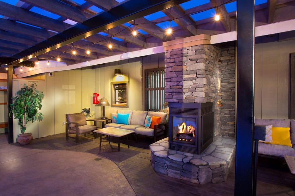 Best Western Plus Humboldt Bay Inn Hotel in Eureka